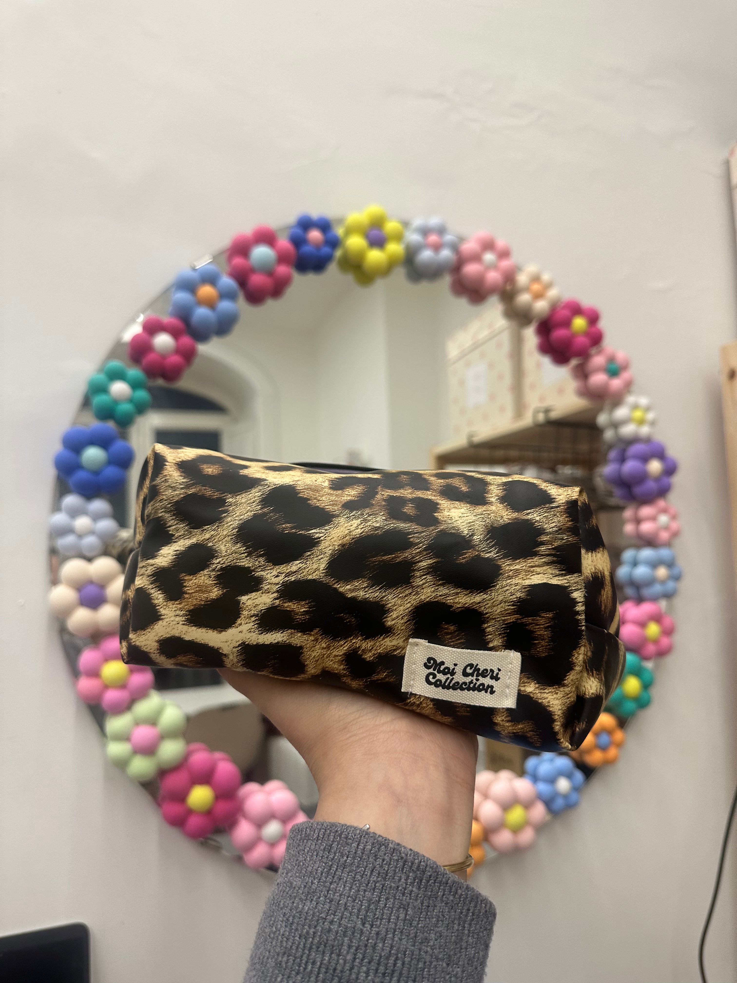 Soft case ready to ship- MISURA LARGE