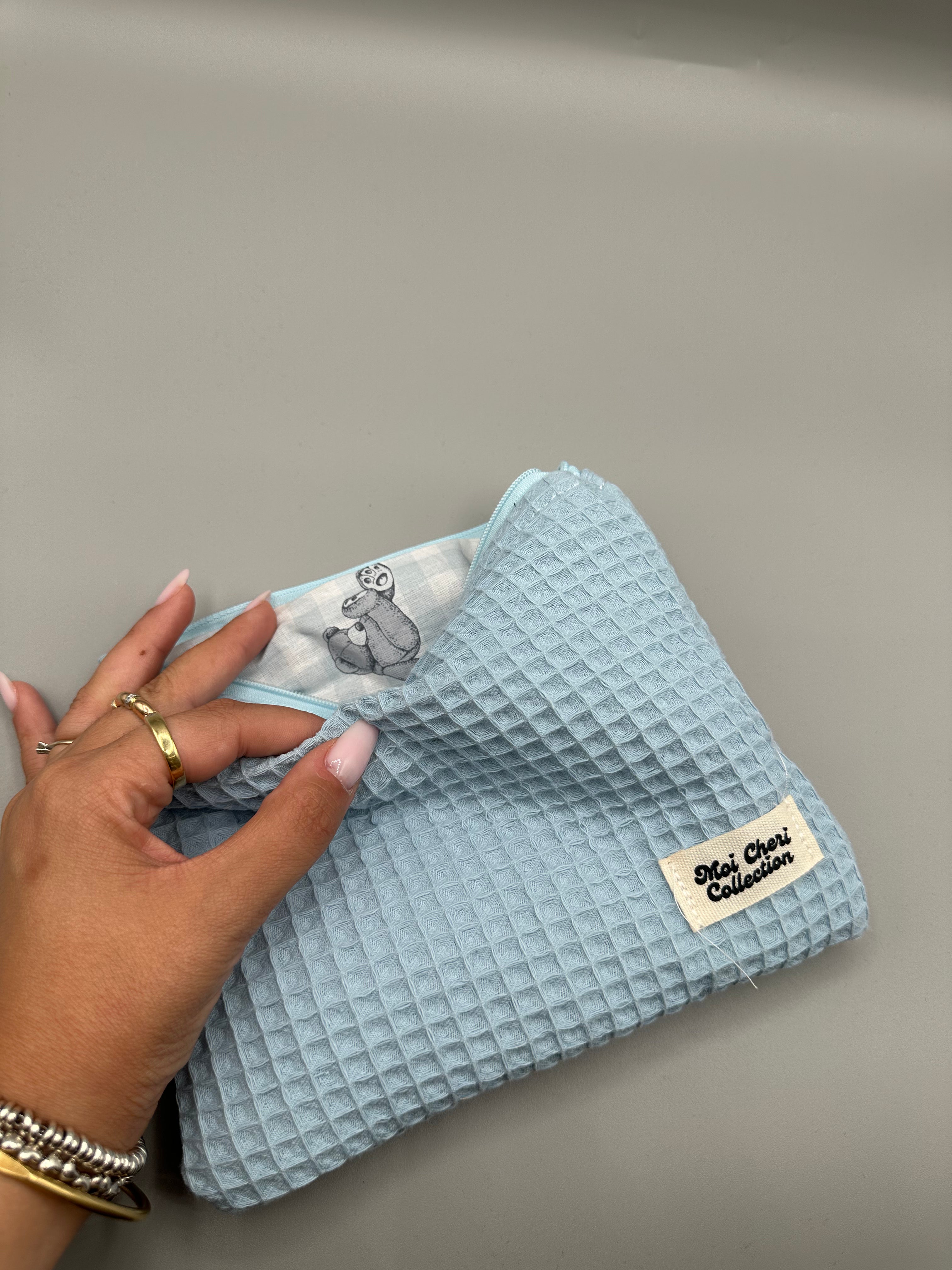 Soft case ready to ship - FLAT SIZE