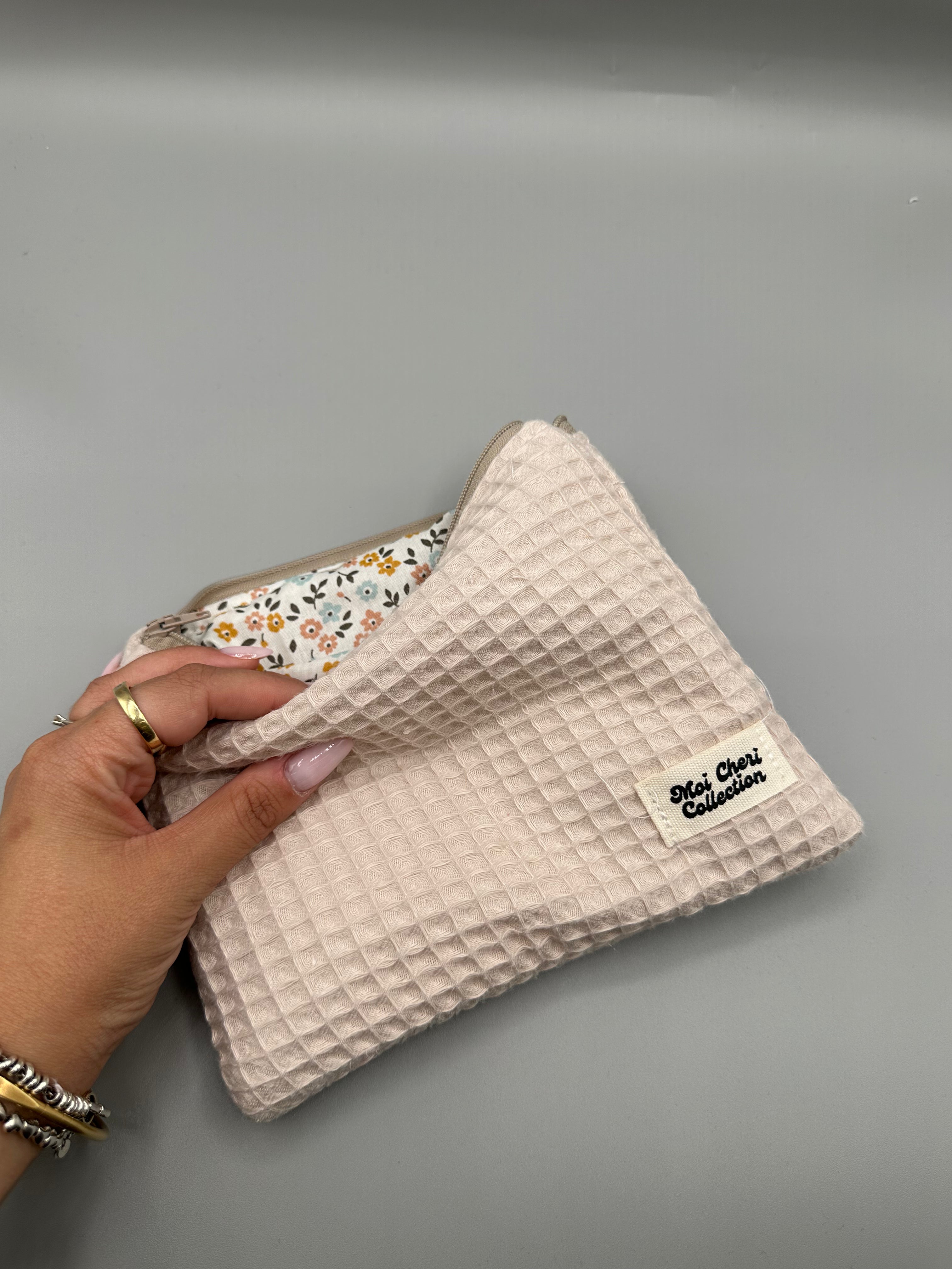 Soft case ready to ship - FLAT SIZE