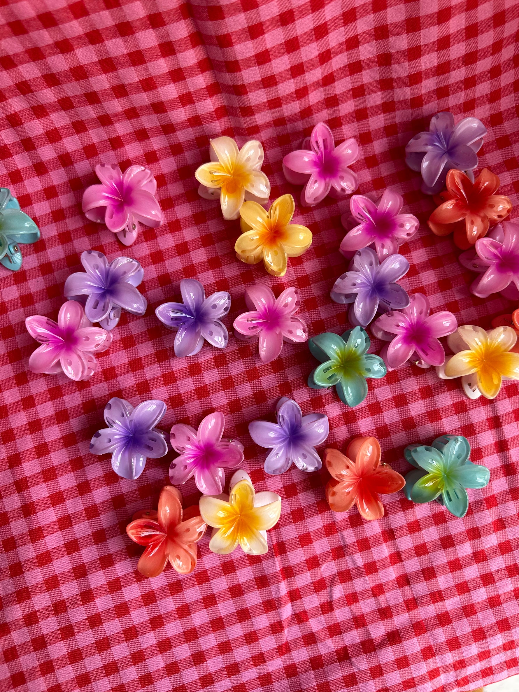 Mini flower hair clip