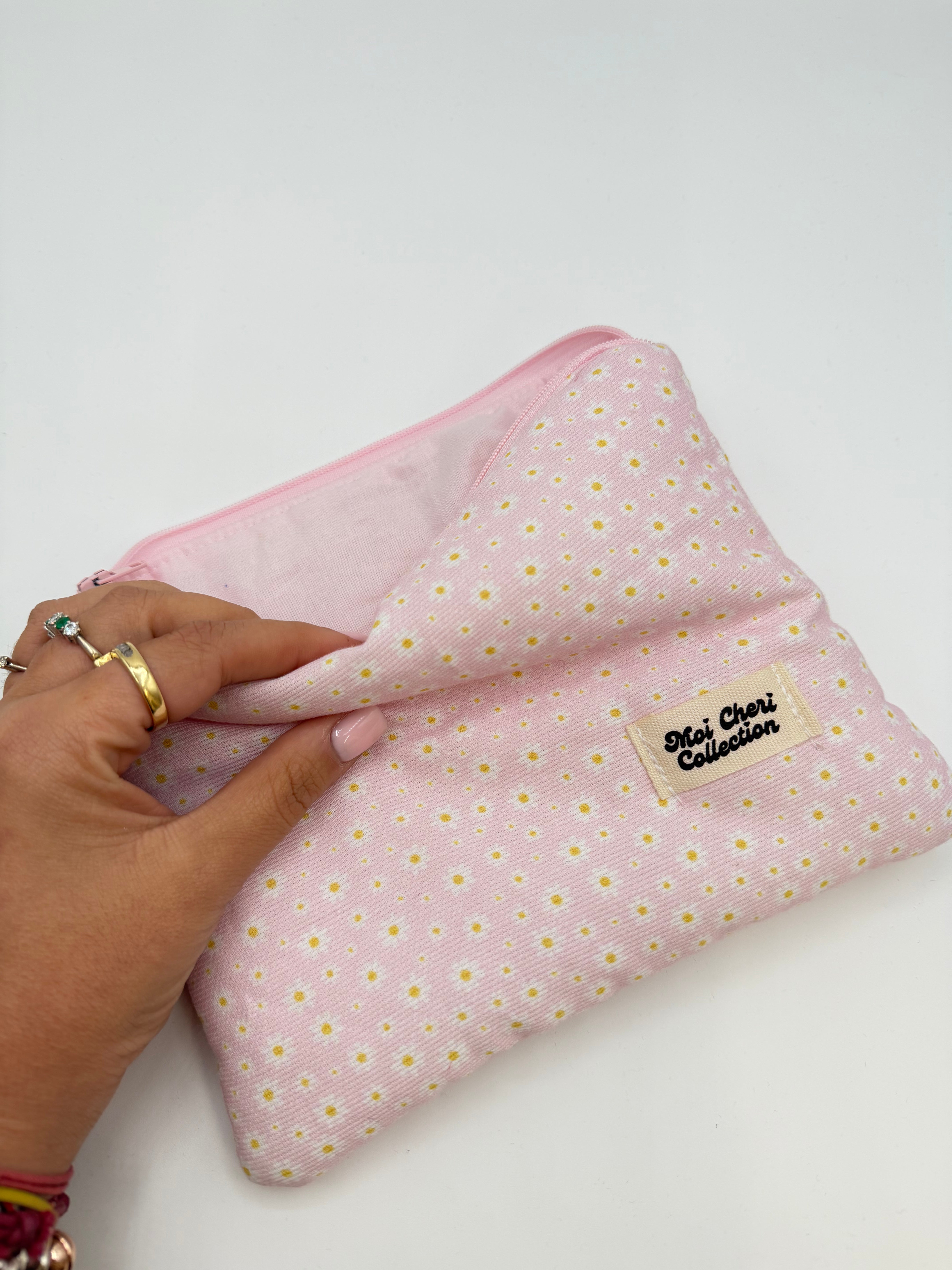 Soft case ready to ship - FLAT SIZE