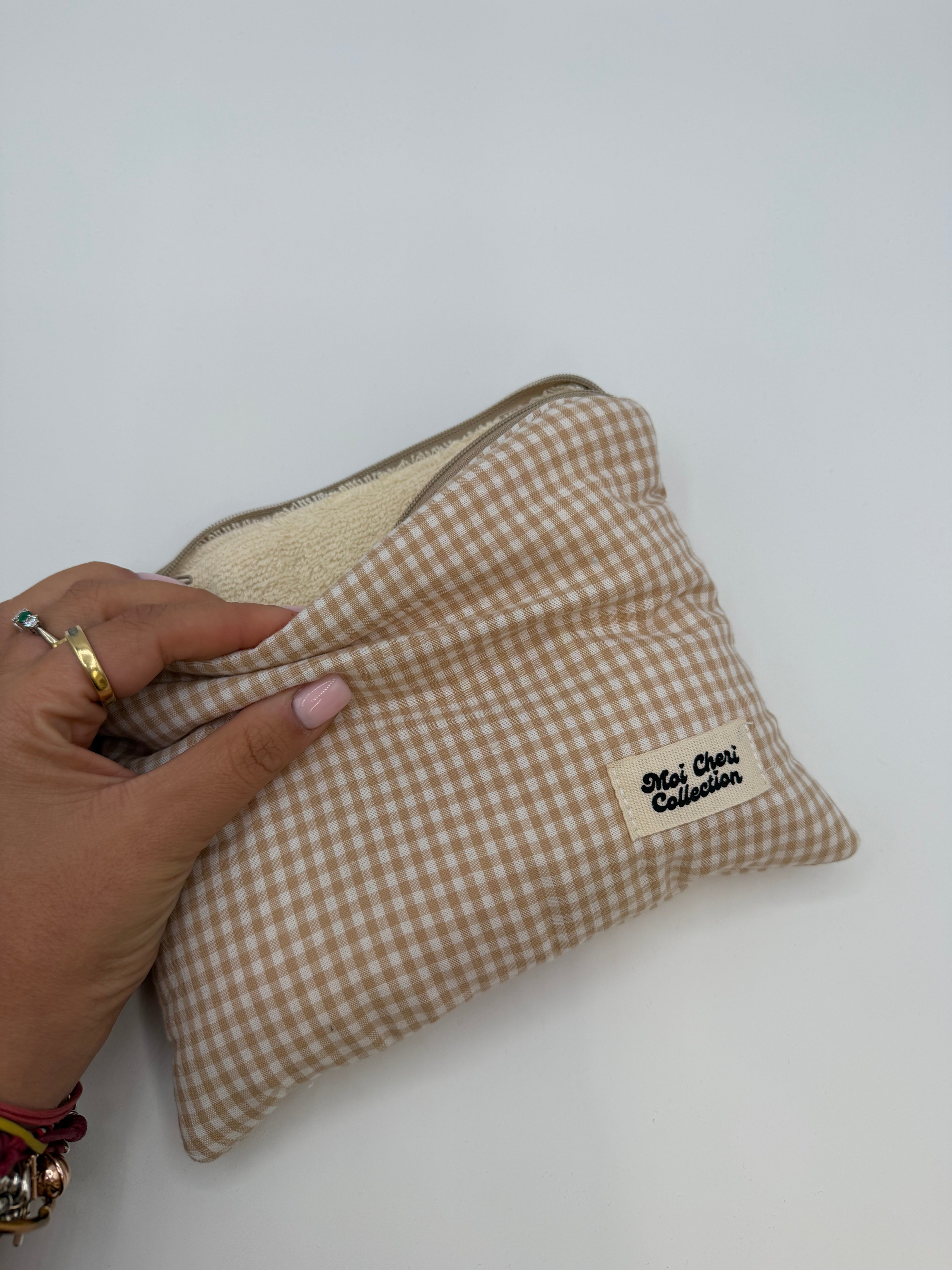 Soft case ready to ship - FLAT SIZE