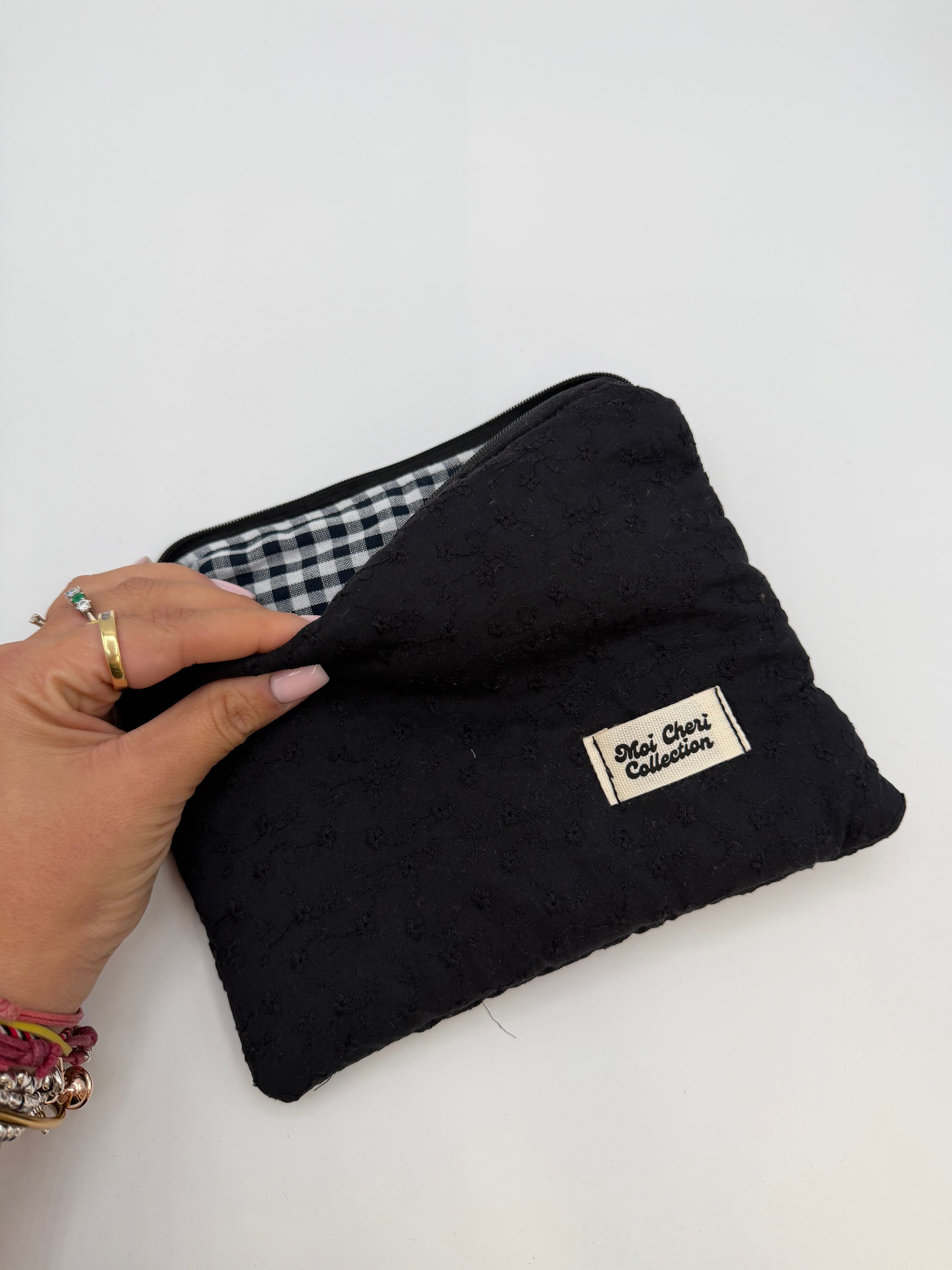 Soft case ready to ship - FLAT SIZE