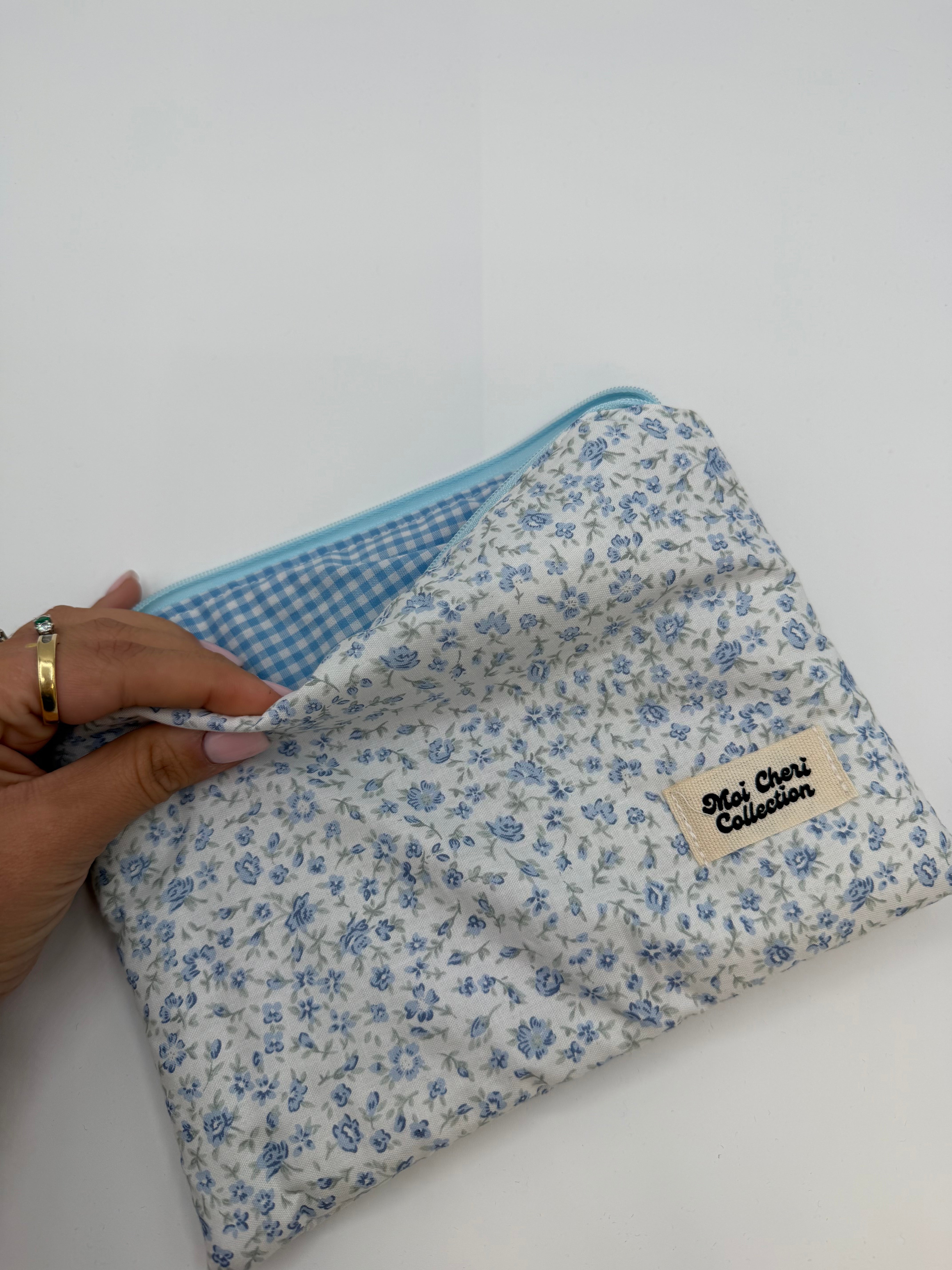 Soft case ready to ship - FLAT SIZE