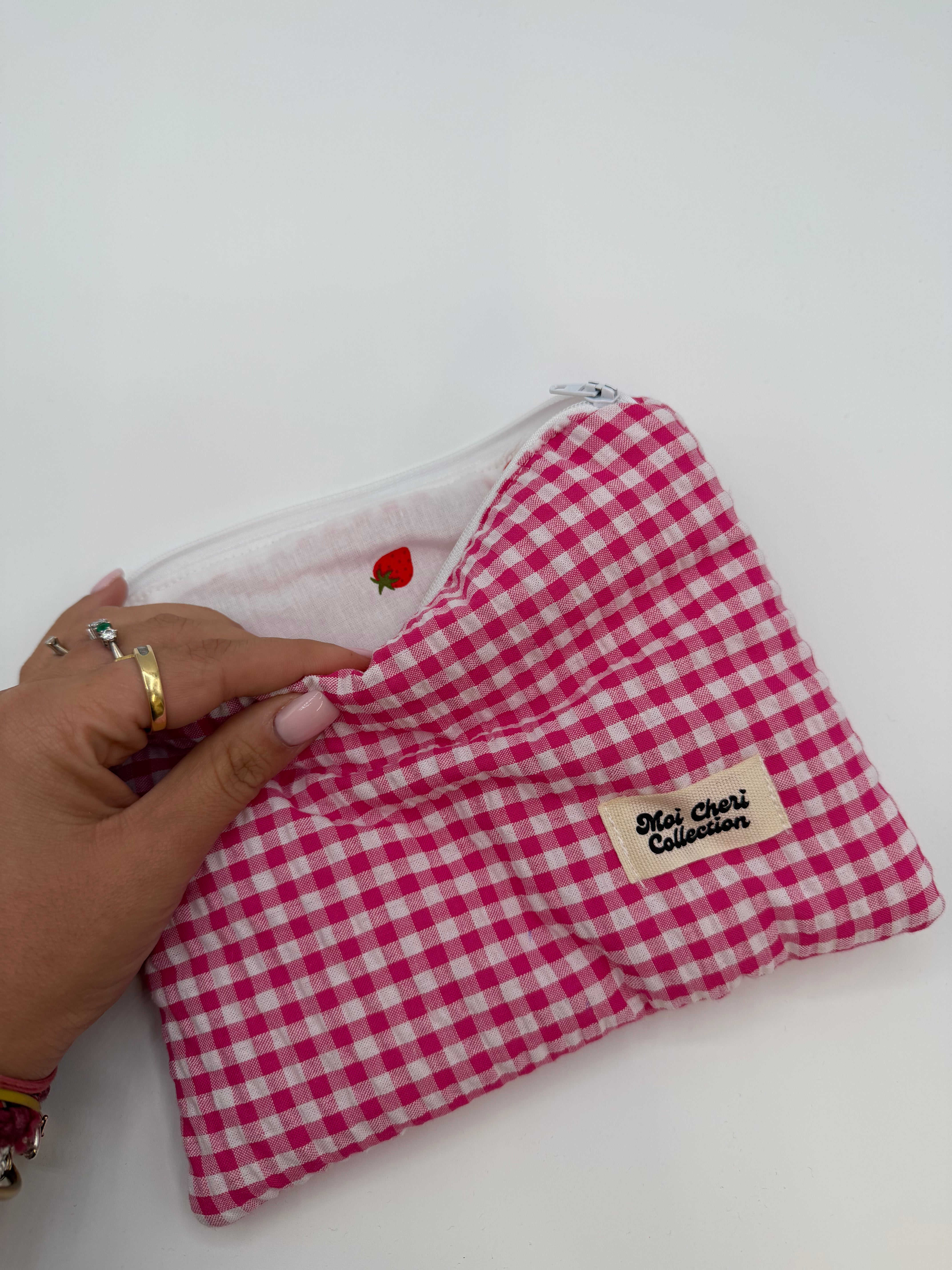 Soft case ready to ship - FLAT SIZE