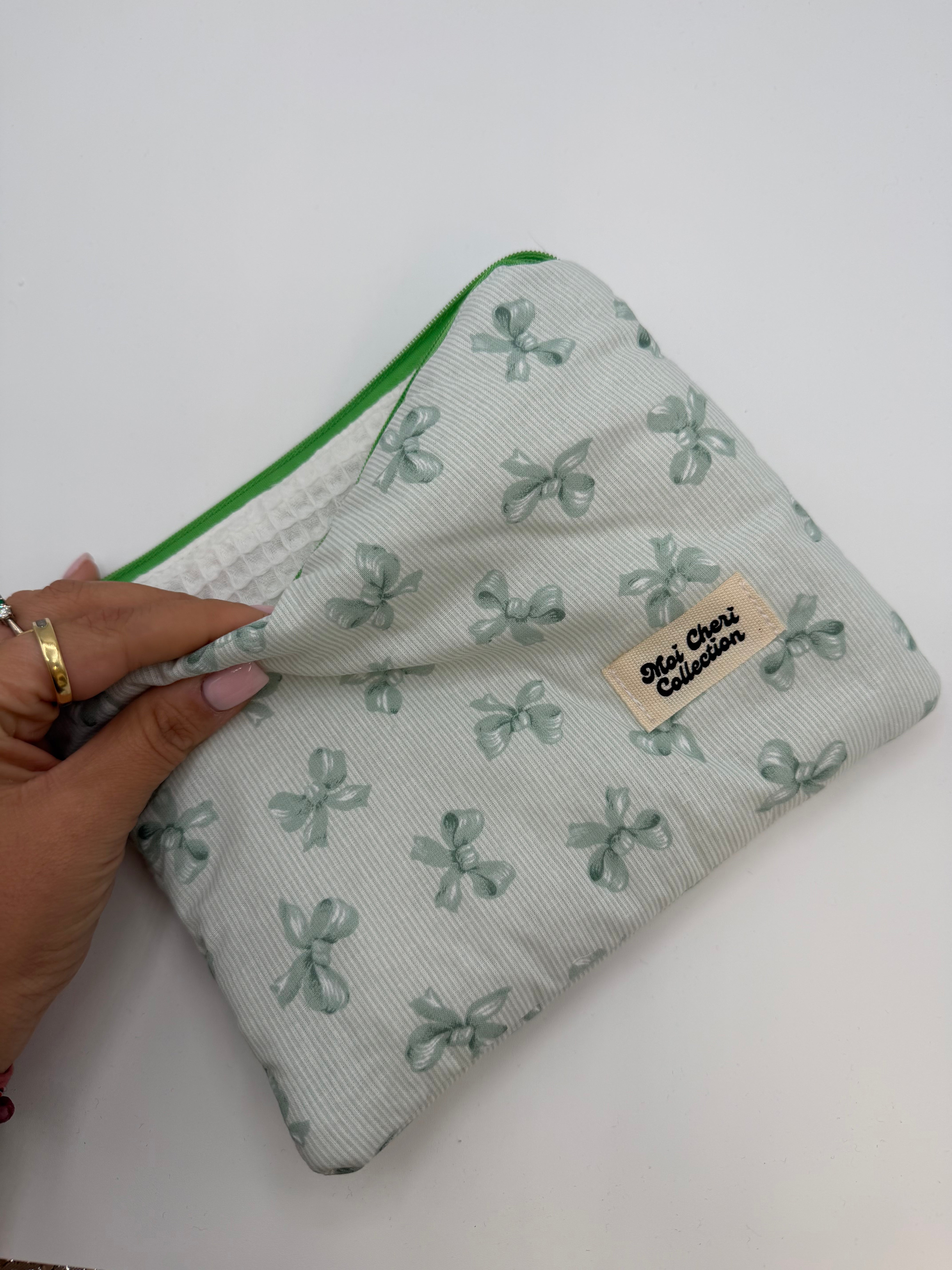 Soft case ready to ship - FLAT SIZE