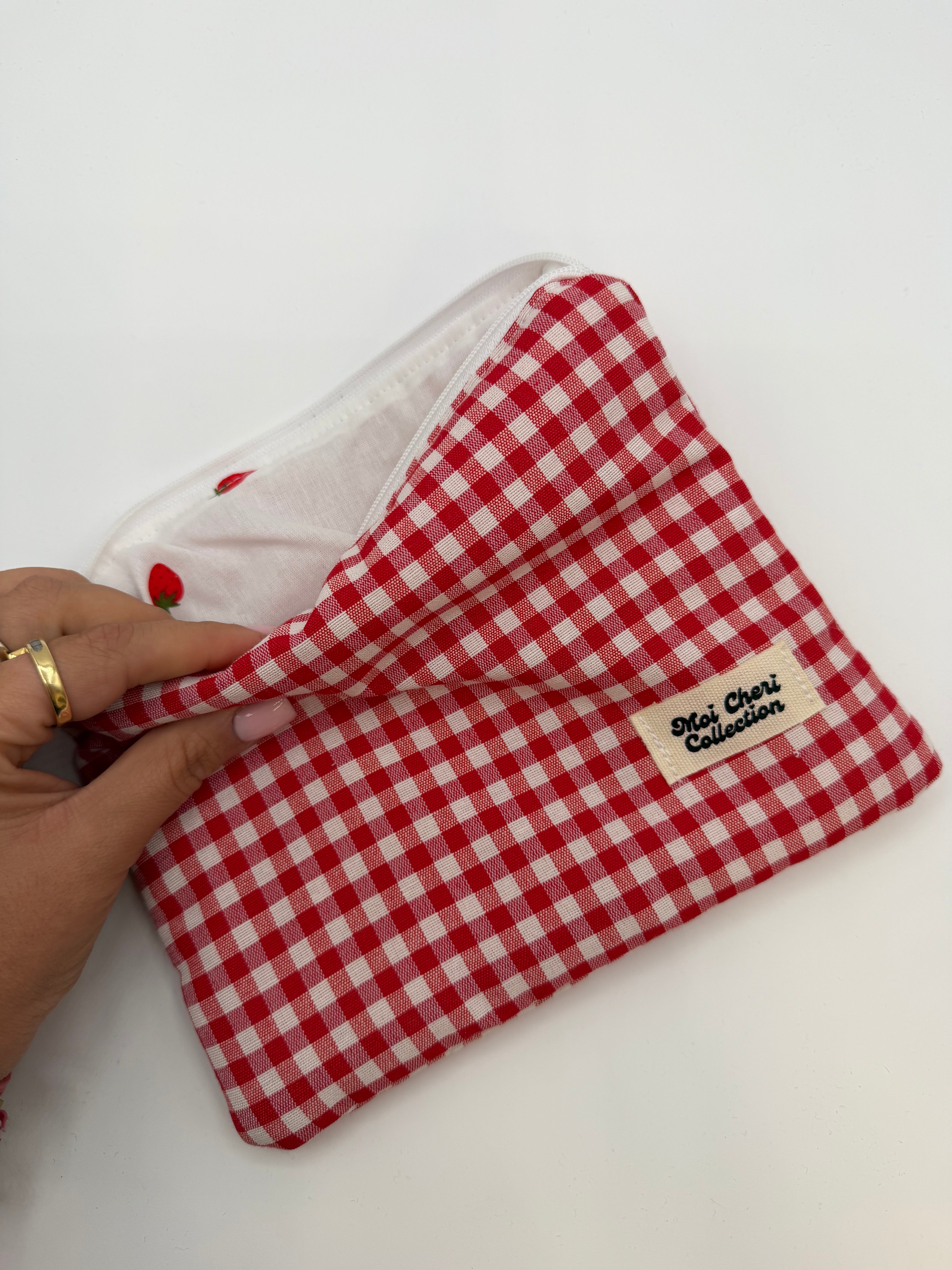 Soft case ready to ship - FLAT SIZE