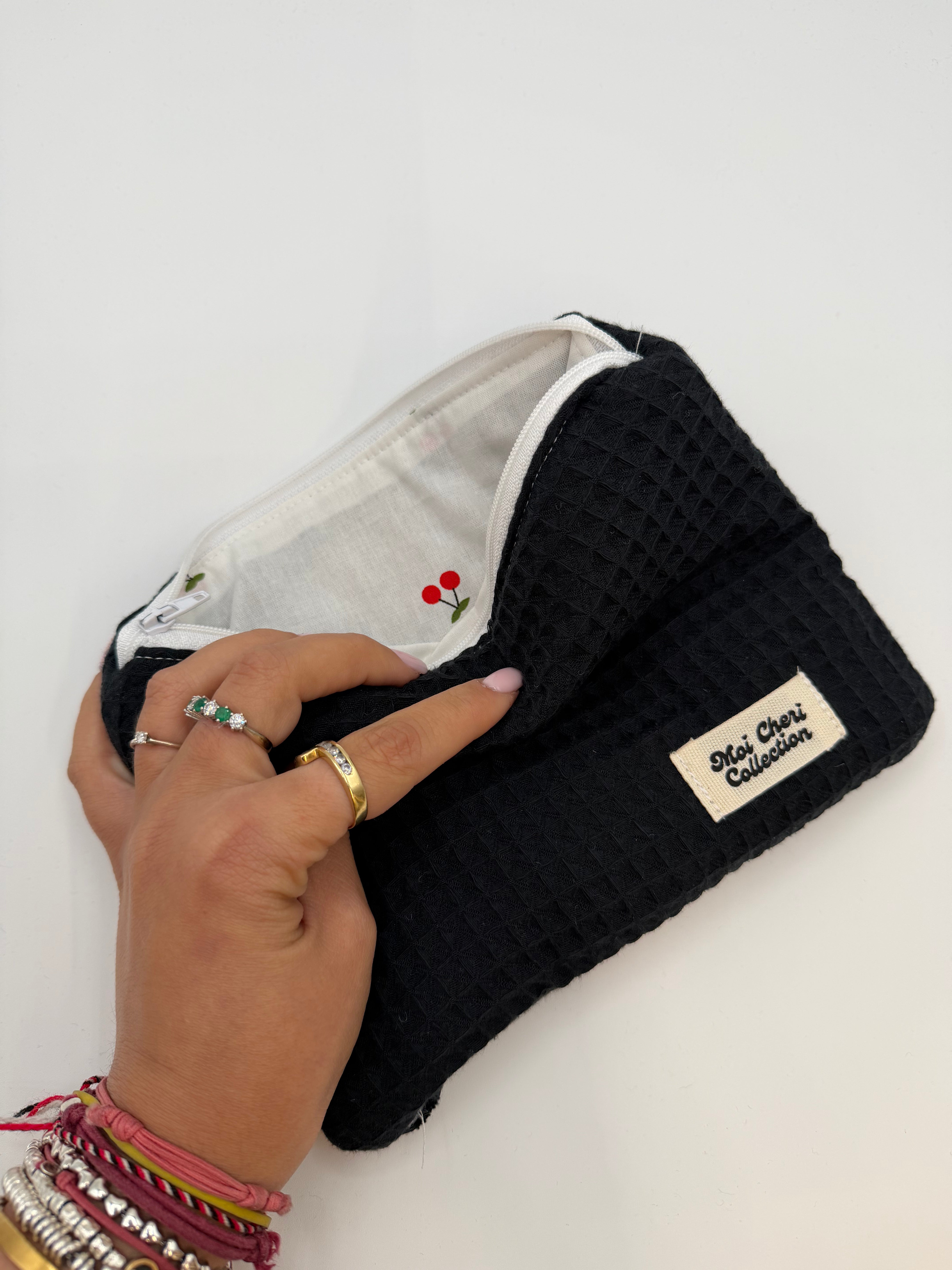 Soft case ready to ship - FLAT SIZE