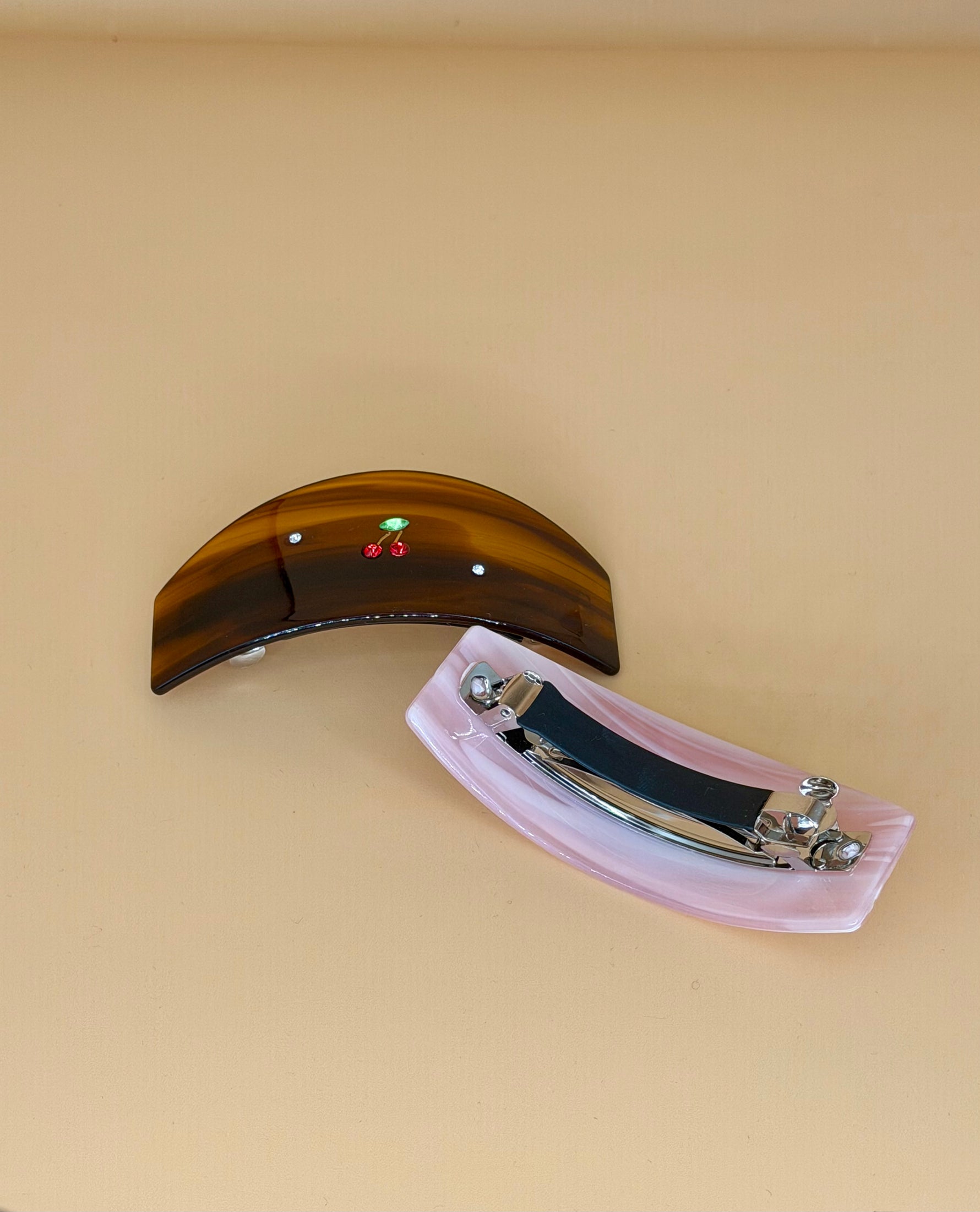 Cherry baguette clip