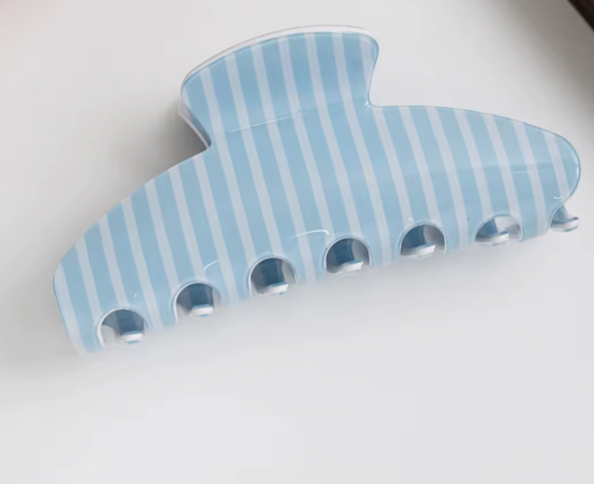Limited edition custom hair clip - Gingham