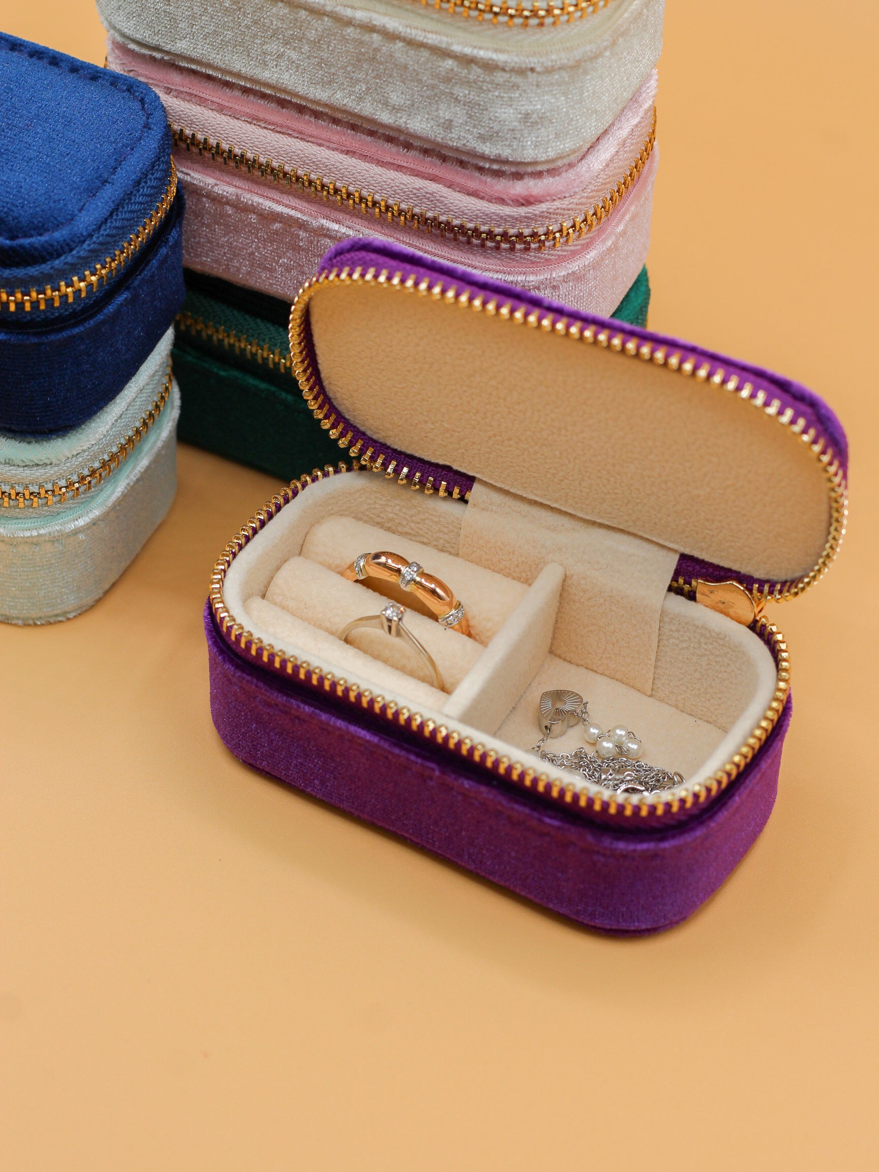 Piccolo portagioie da viaggio, in ecopelle, portatile, per donne e ragazze (rosa Piccolo portagioie da viaggio, in ecopelle, portatile, per donne e ragazze (rosa